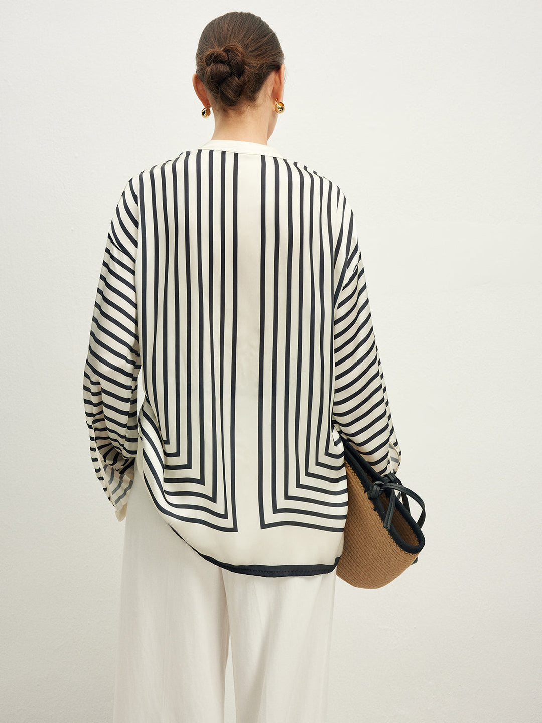 Ferri | Blusa in Raso con Collo Alto