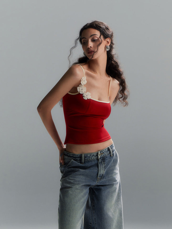 Greco | Top Floreale con Contrasto