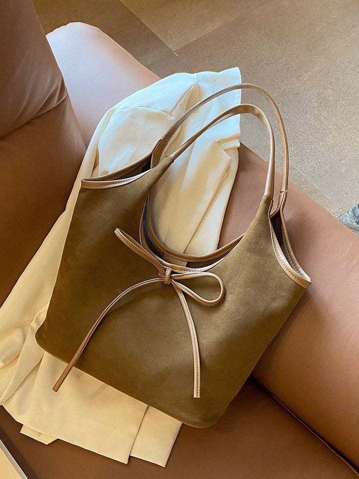 Mandello | Borsa in Suede con Fiocco